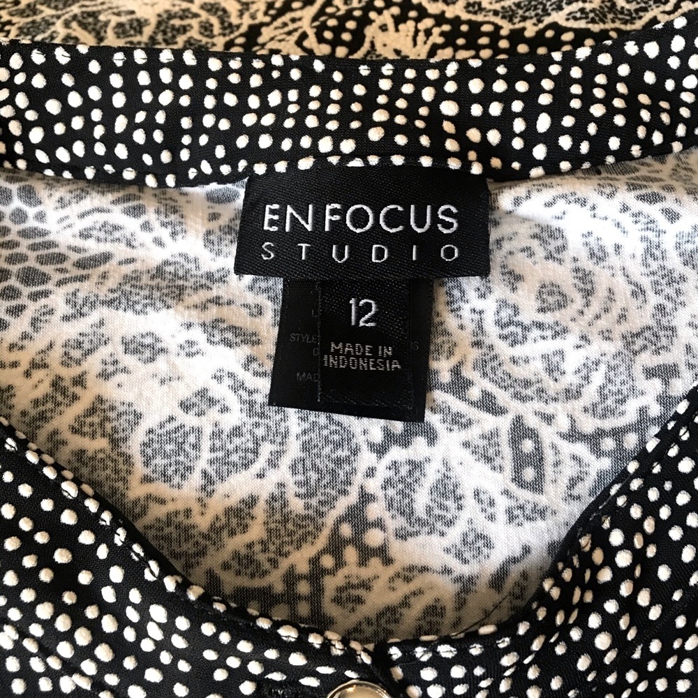 Beautiful dress π - Picture 9 of 10